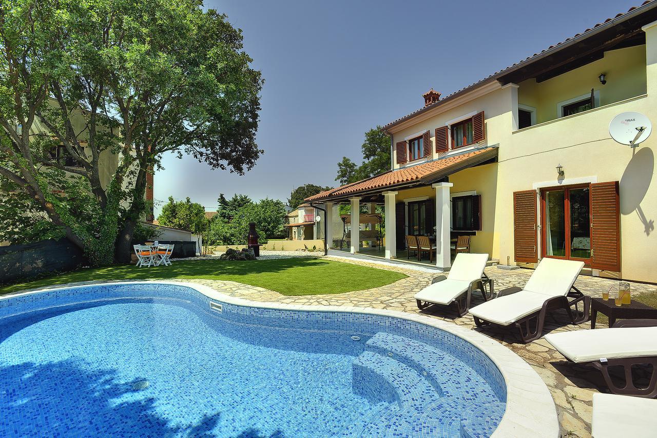 Villa Nina Medulin Exterior foto